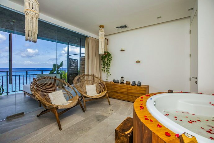 Hotel B Cozumel-Boutique by the Sea